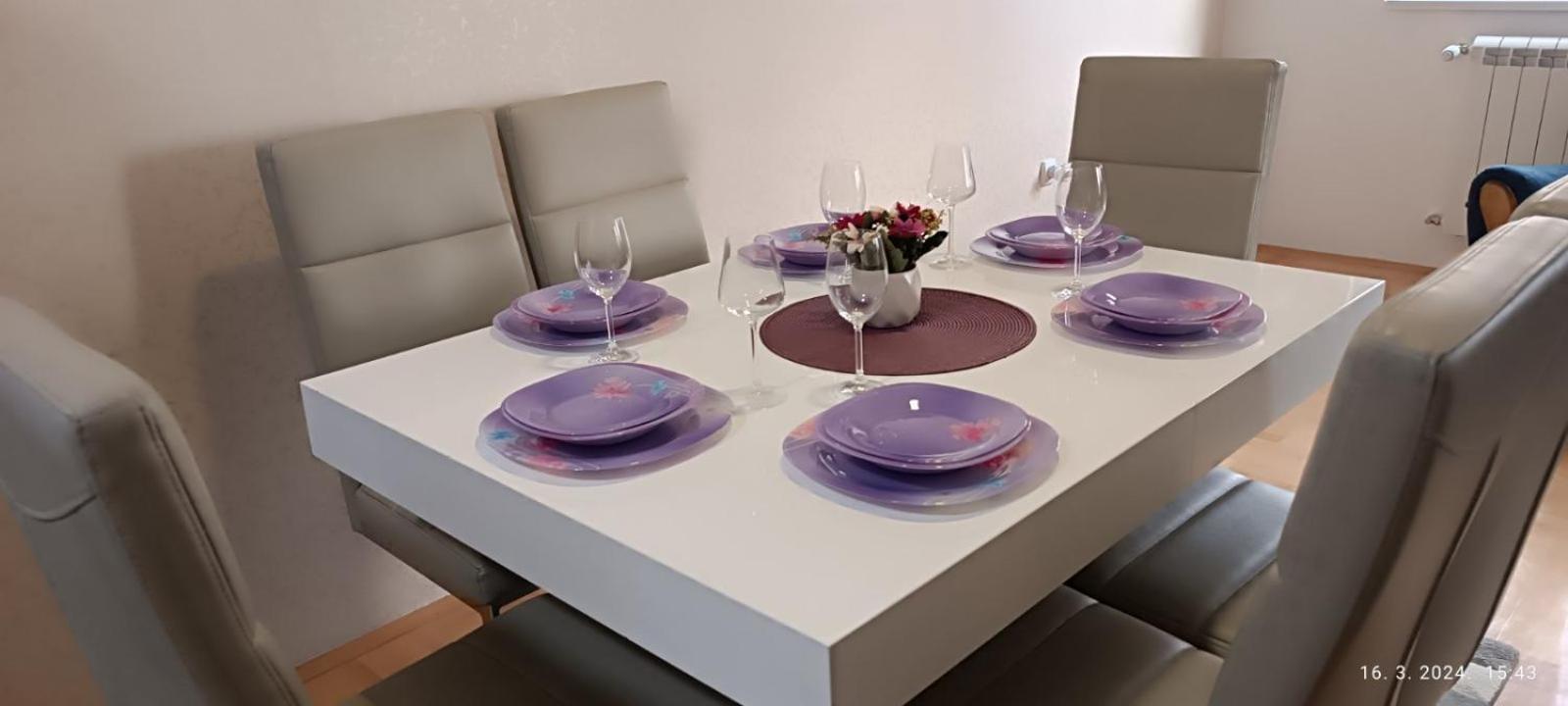 Apartman Lara Pirot Extérieur photo